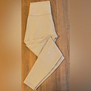lululemon athletica Wunder Under leggings 28”